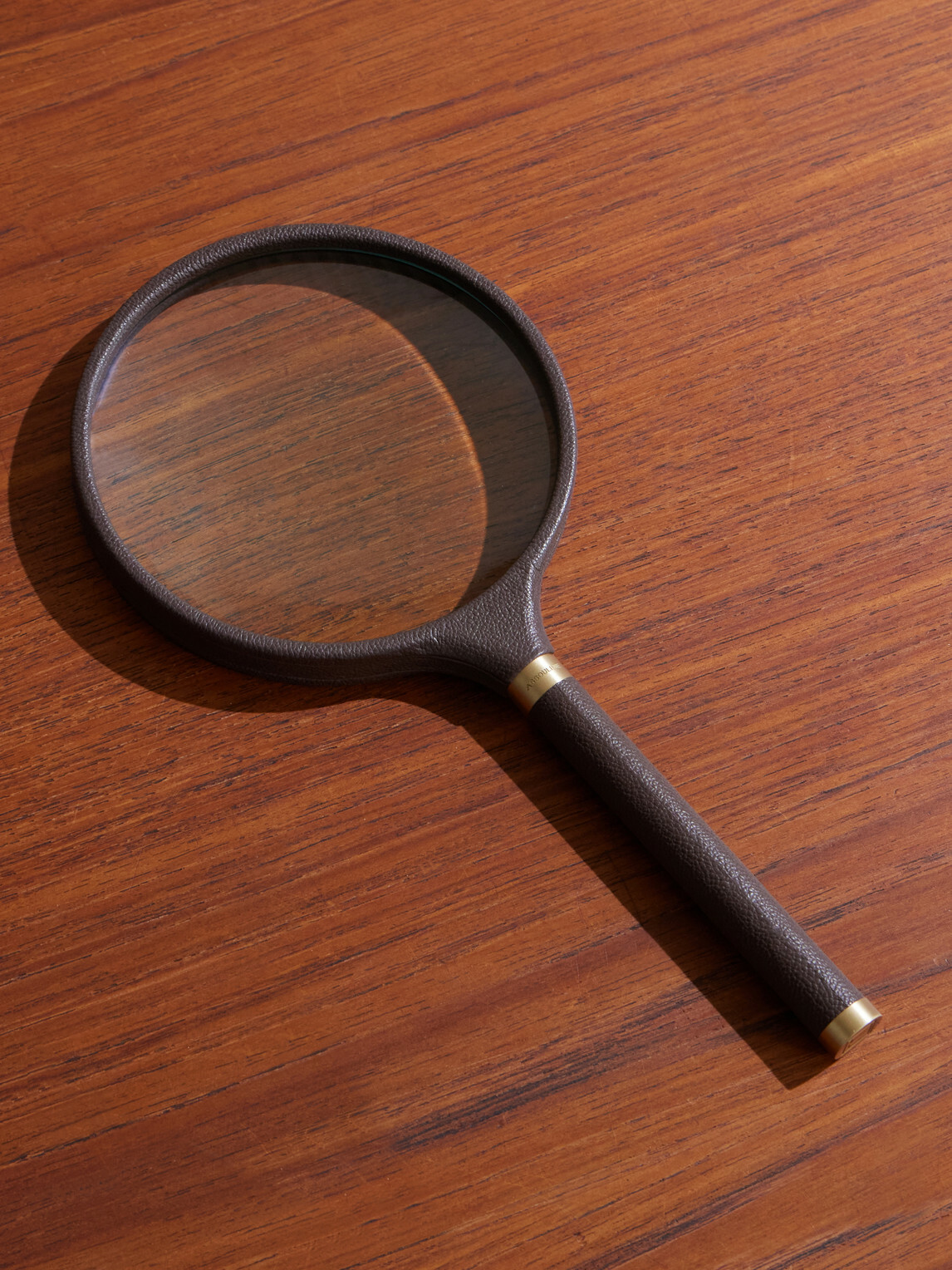 Assouline - Archival Brass and Pebble-Grain Leather Magnifying Glass - Brown