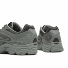 Saucony Men's Progrid Omni 9 Sneaker in Grey