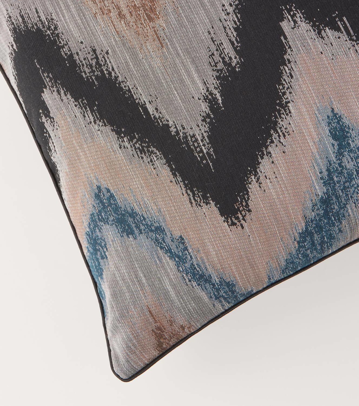 Missoni Orme jacquard cushion