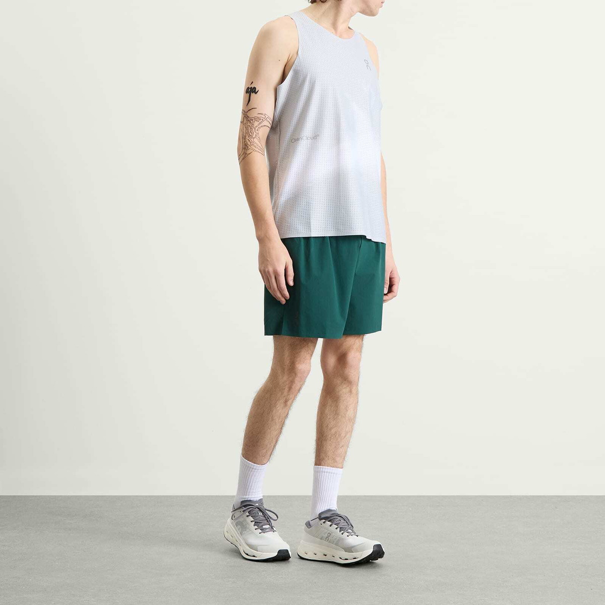 ON Men's 5" Performance Shorts in Spirulina