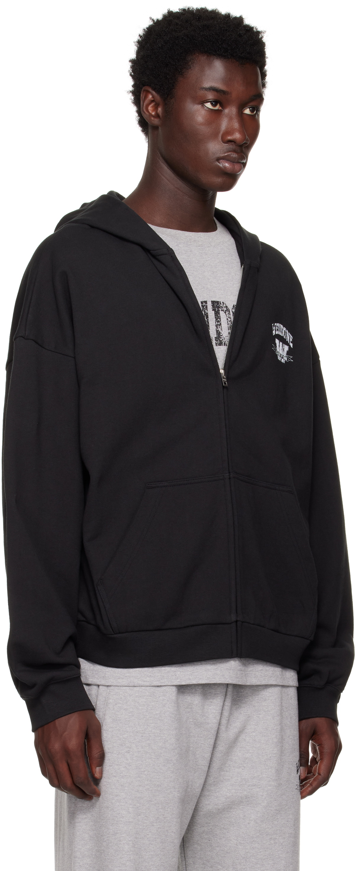 パーカー・フーディ We11done  BLACK VINTAGE WASH CORDUROY HOODIE ZIP-UP / BLK We11done FW25 BLACK VINTAGE WASH CORDUROY HOODIE ZIP-UP