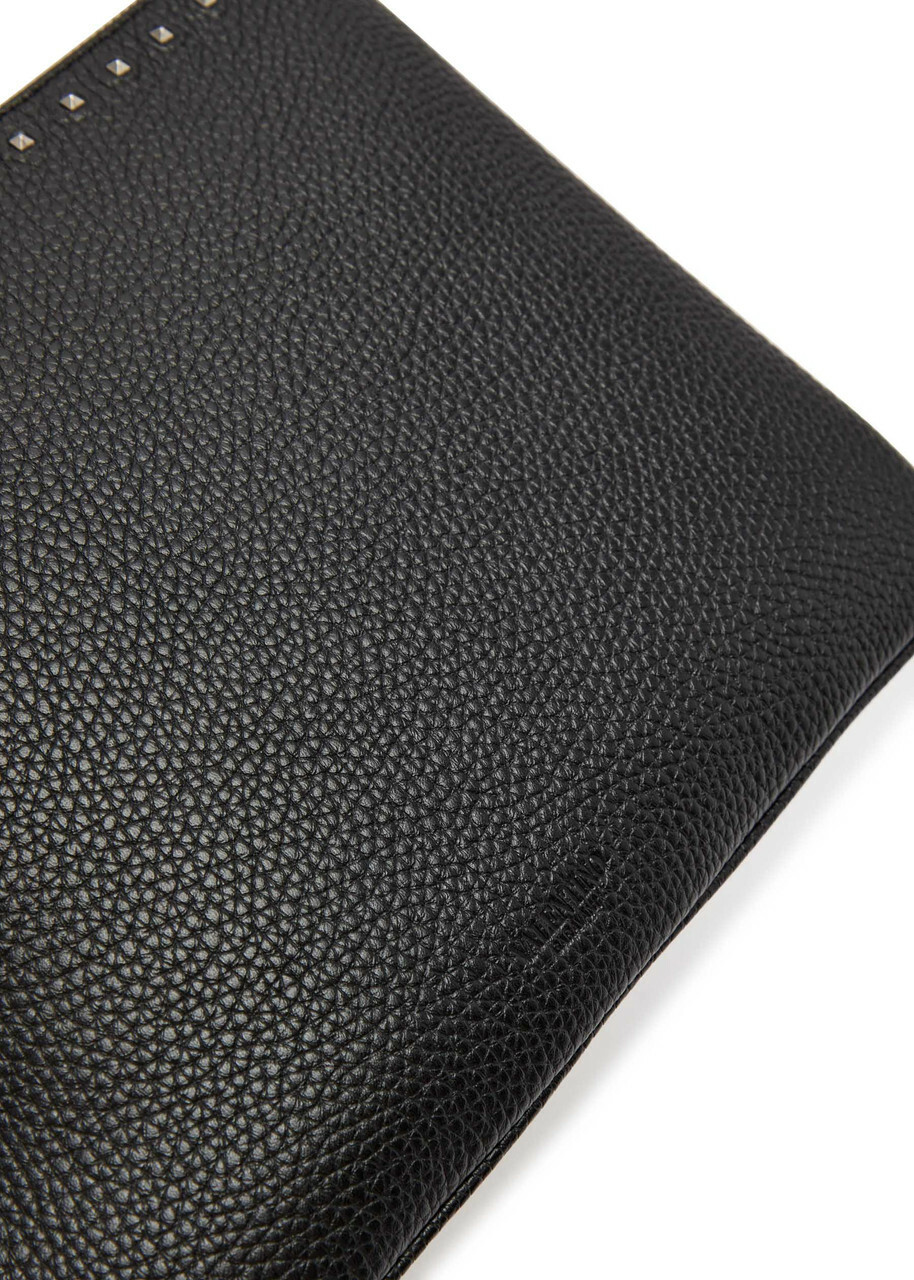 Valentino Garavani Rockstud-embellished Grained Leather Pouch - Black - One Size