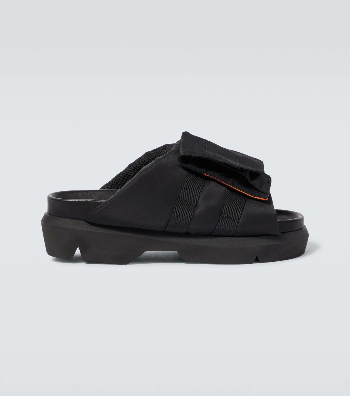 Sacai Pockets slides