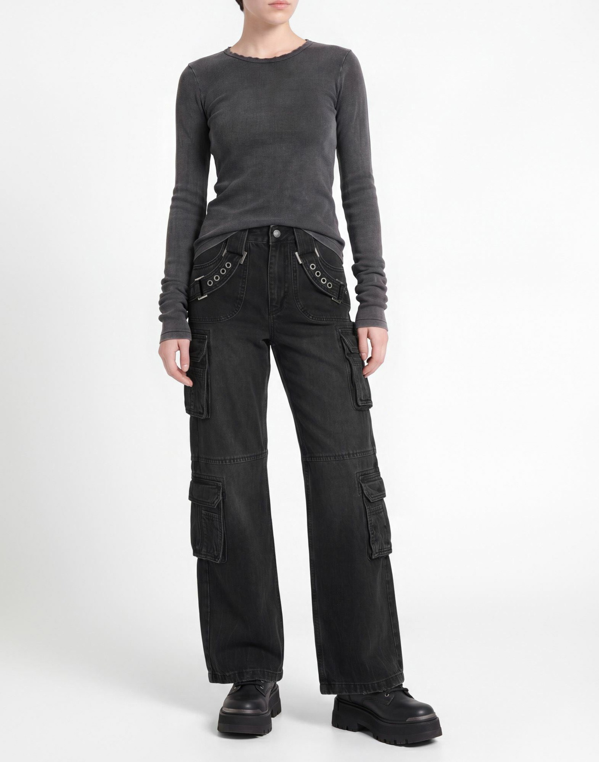 Misbhv Womens Jeans in Black