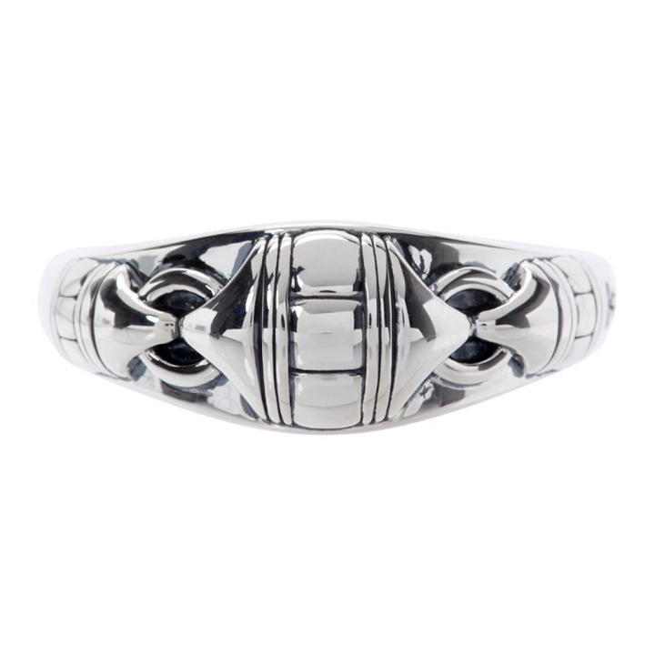 Photo: Tom Wood Silver Link Band Ring