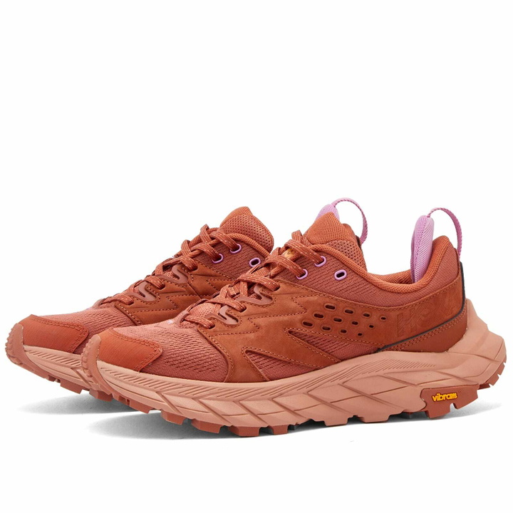 Photo: Hoka One One Women's W Anacapa Breeze Low Sneakers in Baked Clay/Cork