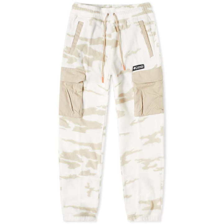 Photo: Columbia Field Roc Backbowl Fleece Pant