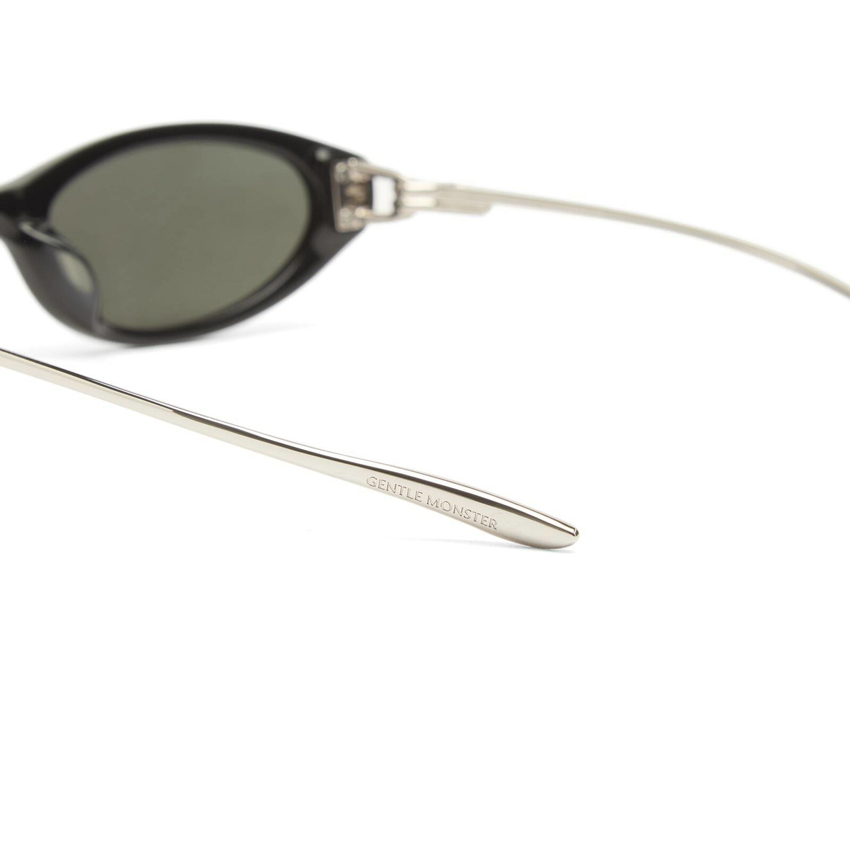 Gentle Monster Crepe Sunglasses in Black/Black 