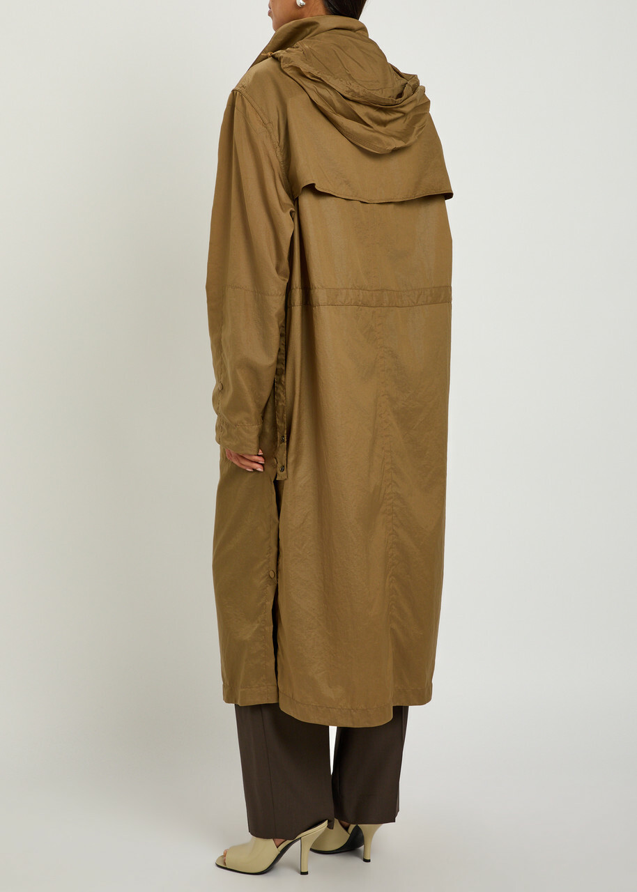 Lemaire Hooded Water-repellent Nylon Raincoat Camel