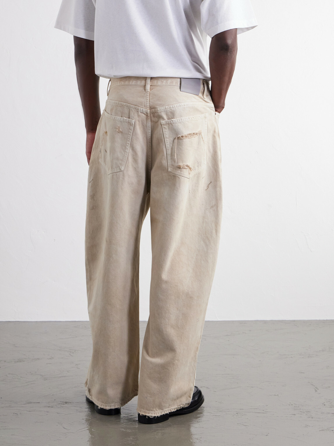 Balenciaga - Wide-Leg Distressed Paint-Splattered Jeans - Neutrals