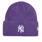 New Era New York Yankees Wide Cuff Beanie Hat in Purple 