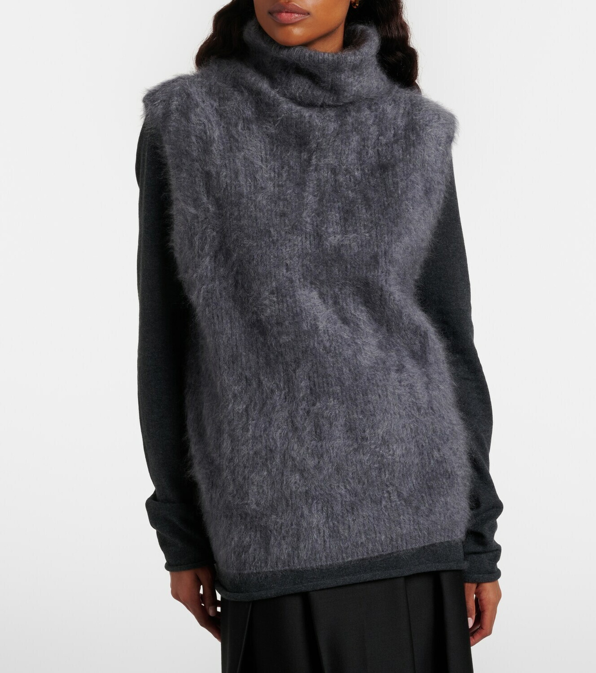 Lisa Yang Aisla cashmere turtleneck sweater