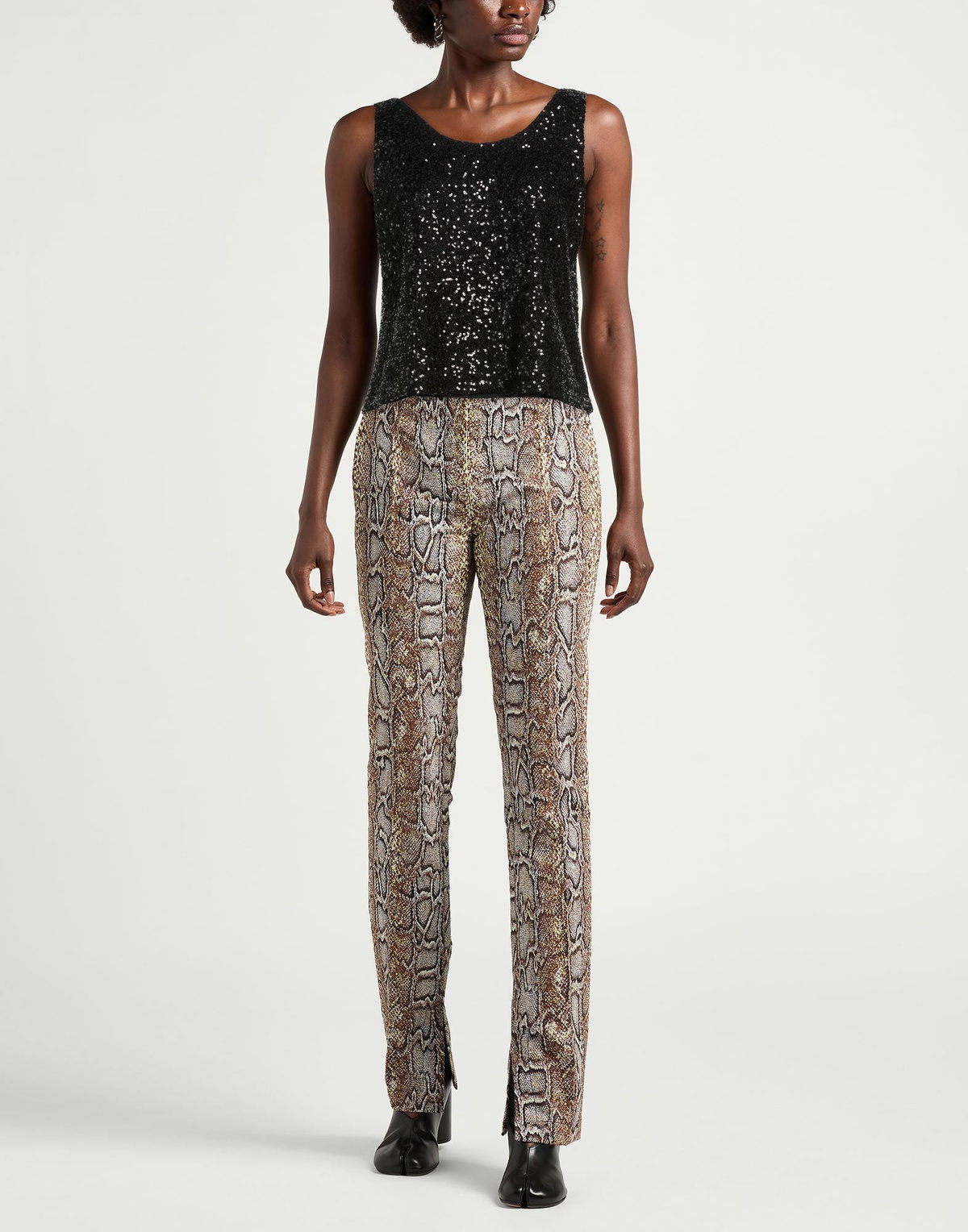 Manila Grace Womens Top in Black