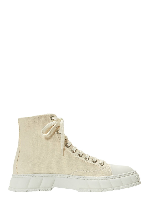 Photo: Virón 1982 Recycled Canvas Sneakers