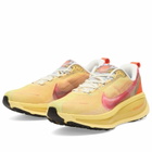 Nike Men's Running Vomero 18 Se Sneaker in Clear/Vivid Sulfur