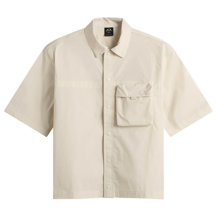 Photo: Oakley Men's Reserve Momento Shirt in Mist