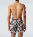 Commas Printed swim trunks