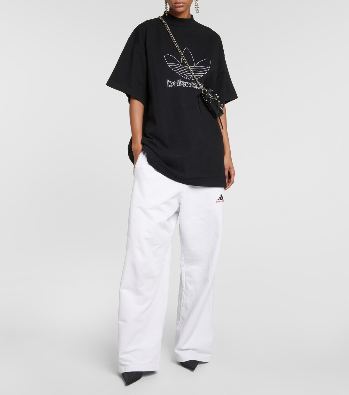 【無料郵送/関税込/正規品】Balenciaga x Adidas ロゴ Tシャツ 0400018067870?wid=900