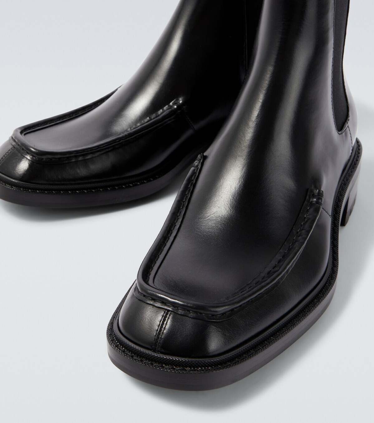 Saint Laurent Joe leather Chelsea boots