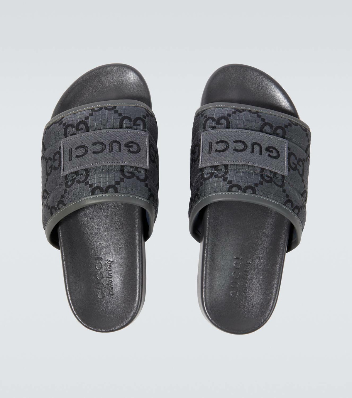 【GUCCI】GGレザースライド Gucci GG leather-trimmed slides Gucci