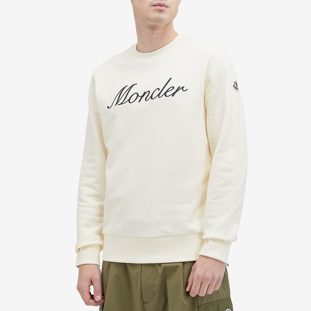 MONCLER｜ (8C00008 89AUO 999) Moncler Embroidered Logo Short Sleeve T-Shirt Black 8C00008