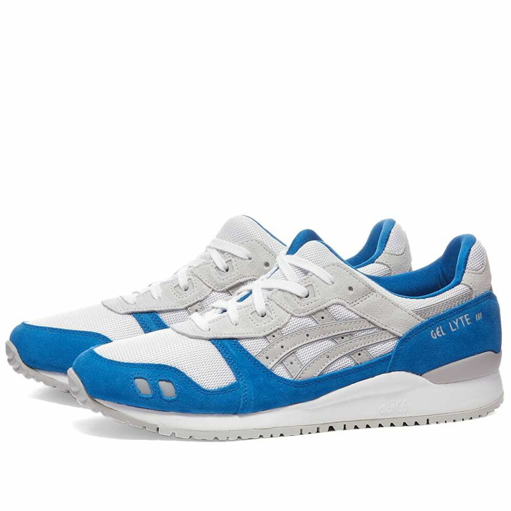 Photo: Asics Men's Gel-Lyte III OG Sneakers in White/Oyster Grey