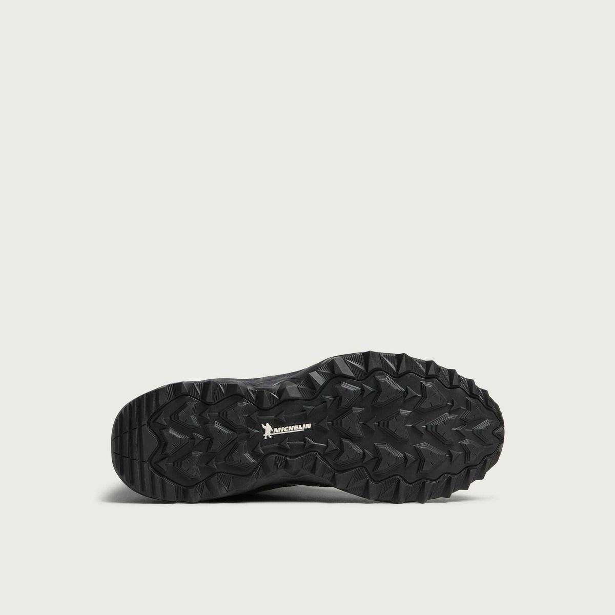 Mizuno Men's Wave Mujin Tl Gore-tex Sneaker in Black