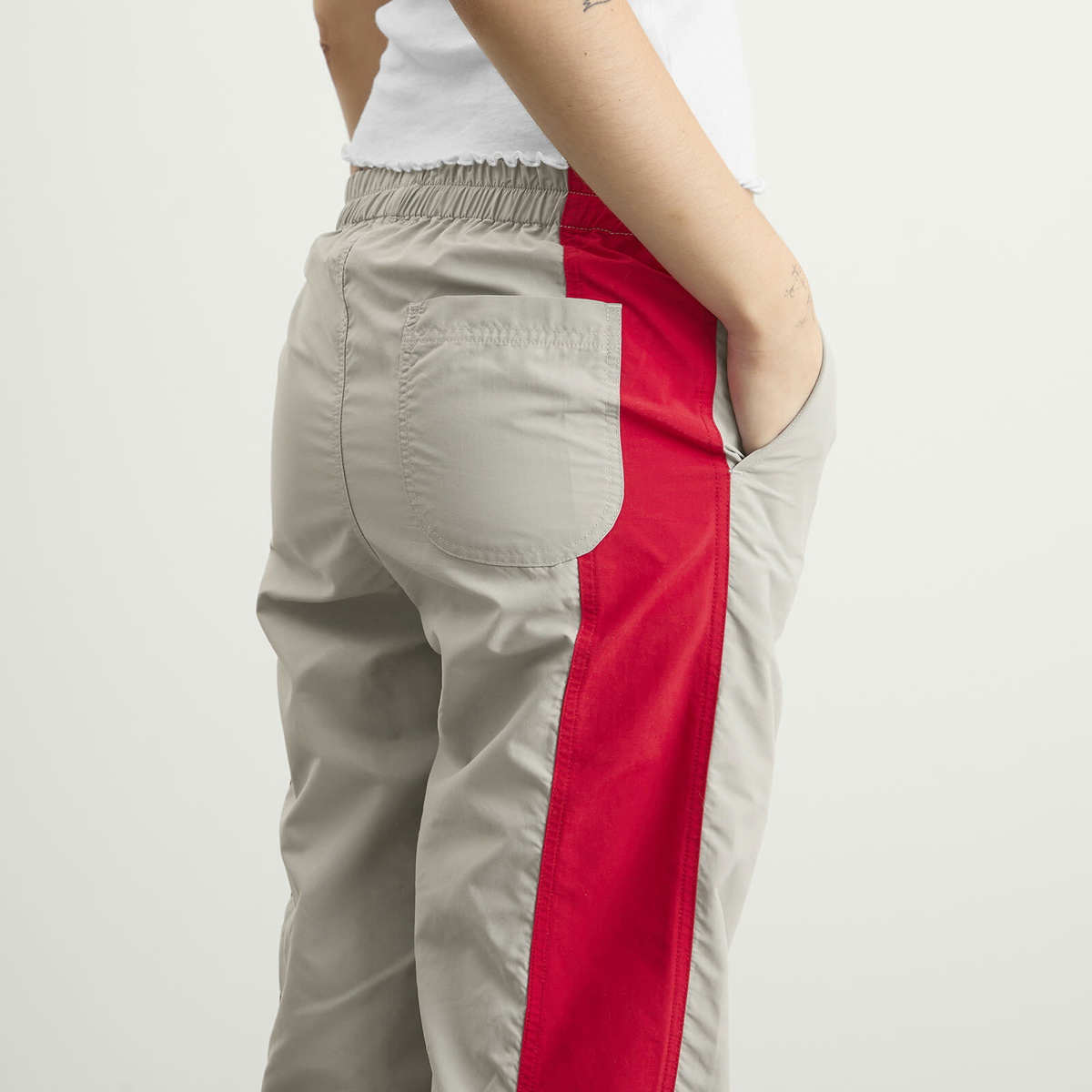 Gimaguas Women's Tyler Trousers in Grey/Red