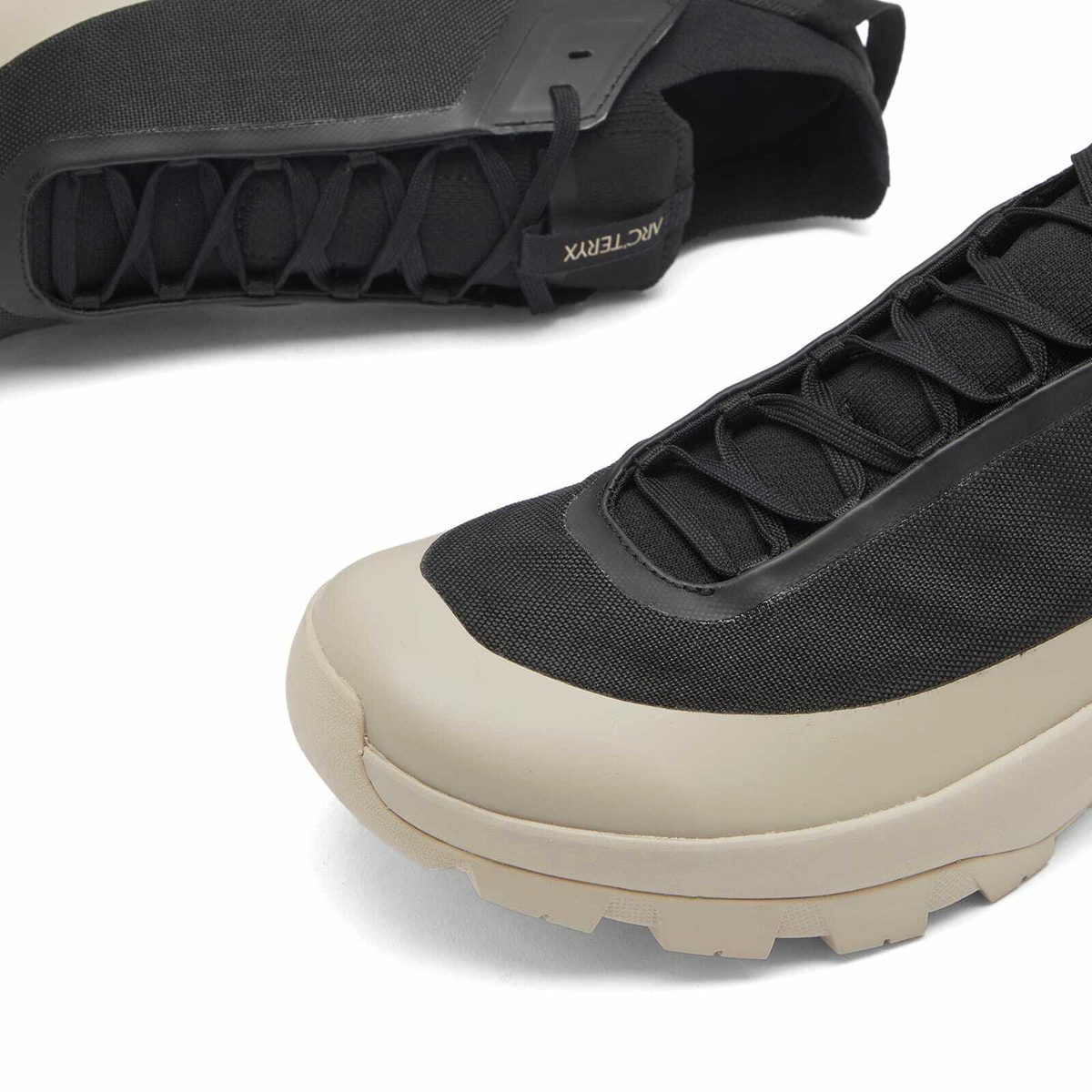 Arc'teryx Men's Vertex Alpine in Black/Rune Arc'teryx