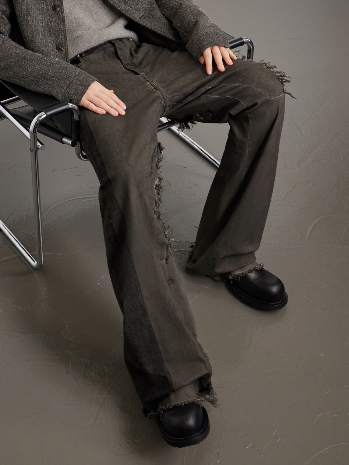 Rick Owens - Bolan Frayed Baggy Bootcut Jeans - Gray
