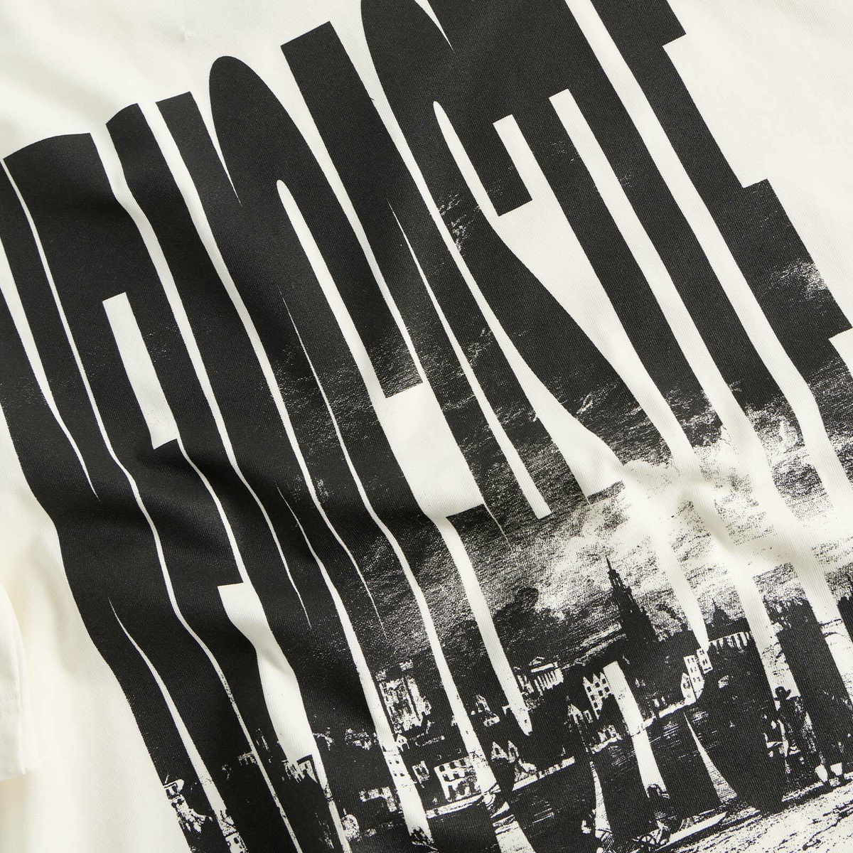 END. Newcastle T-Shirt in Ecru
