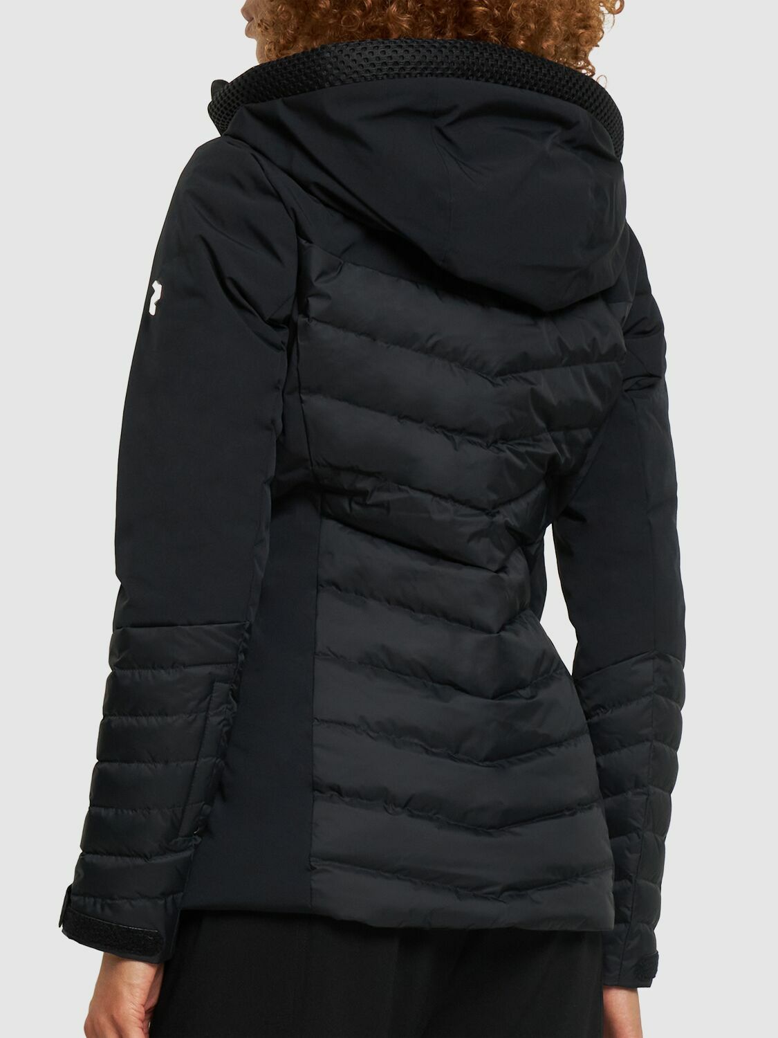PEAK PERFORMANCE - Blackfire Tech Blend Jacket