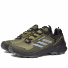 Adidas Men's Terrex Swift R3 Gore-Tex Sneakers in Focus Olive/Grey