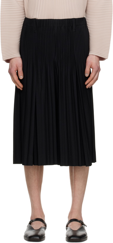 Photo: HOMME PLISSÉ ISSEY MIYAKE Black Tailored Pleats 1 Shorts