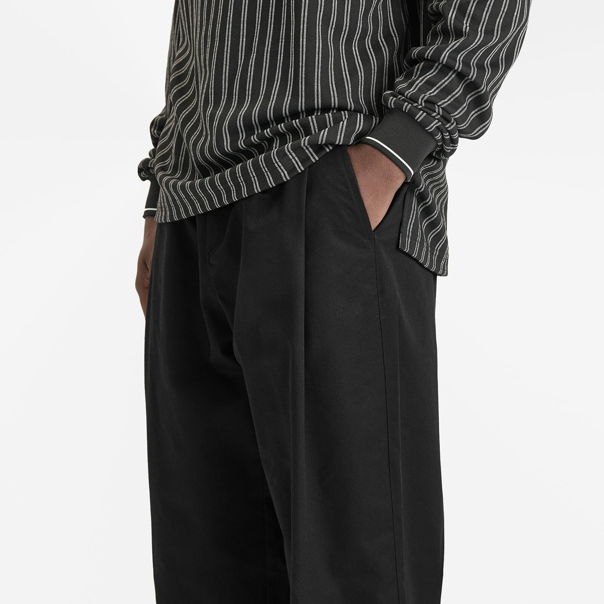 Metalwood Studio Men's Elastic Waist Baggy Pants in Black