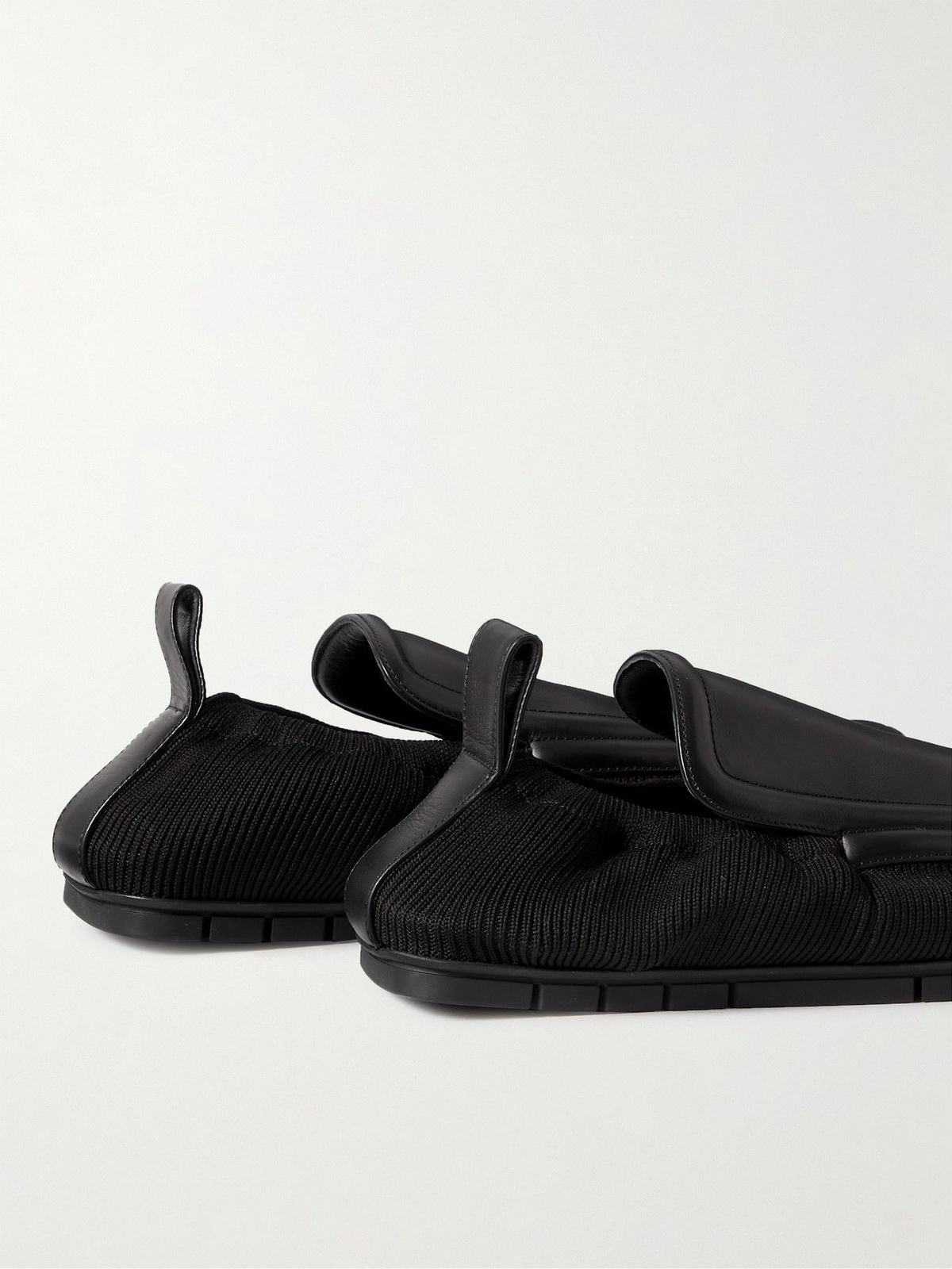 BOTTEGA VENETA - Plank Leather and Stretch-Knit Loafers  display picture 1