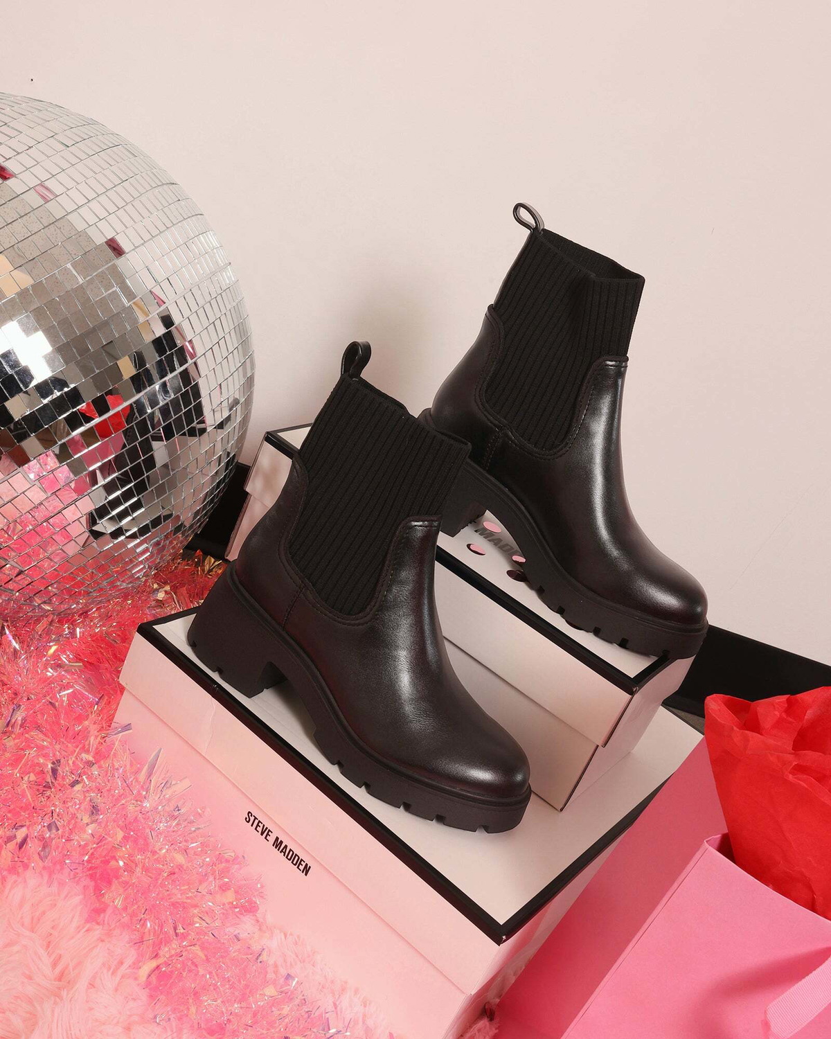 Steve Madden Hartford Booties in Black