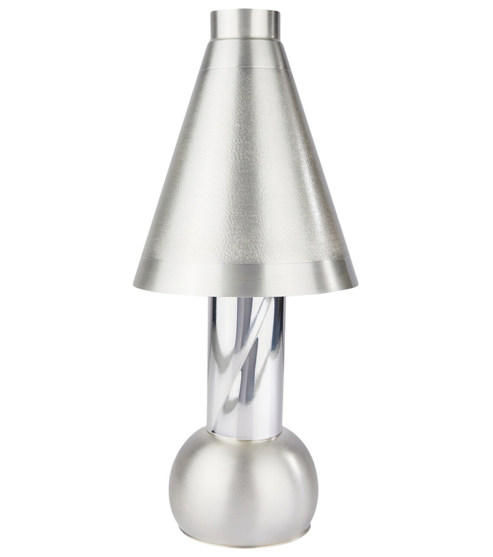 Photo: Natalia Criado Silver-plated metal table lamp