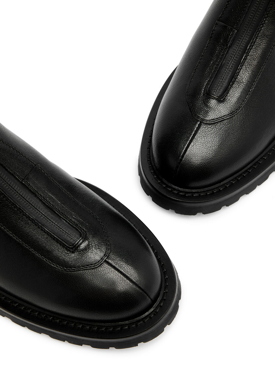 Legres Grained Leather Ankle Boots Black