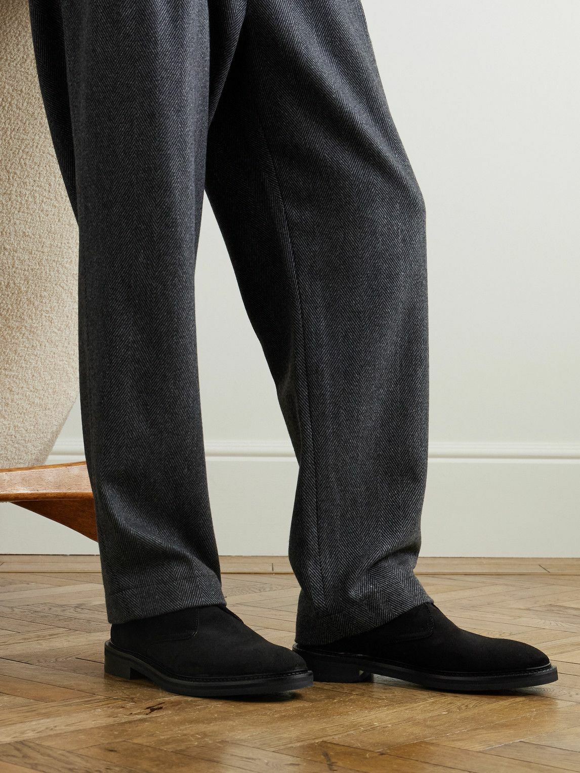 Mr P. - Lucien Suede Chukka Boots - Black