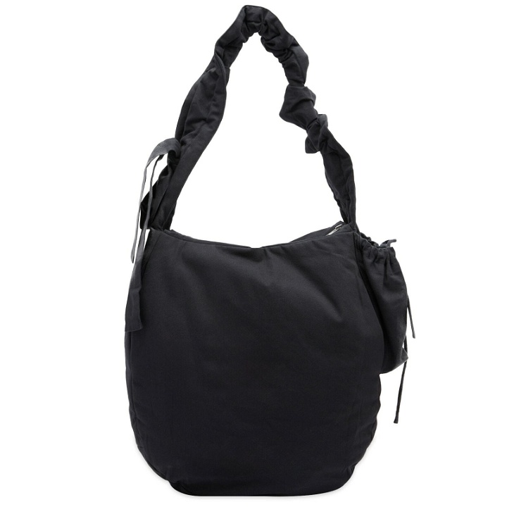 Photo: Story mfg. Women's Large Puffy Bag in Charcoal 