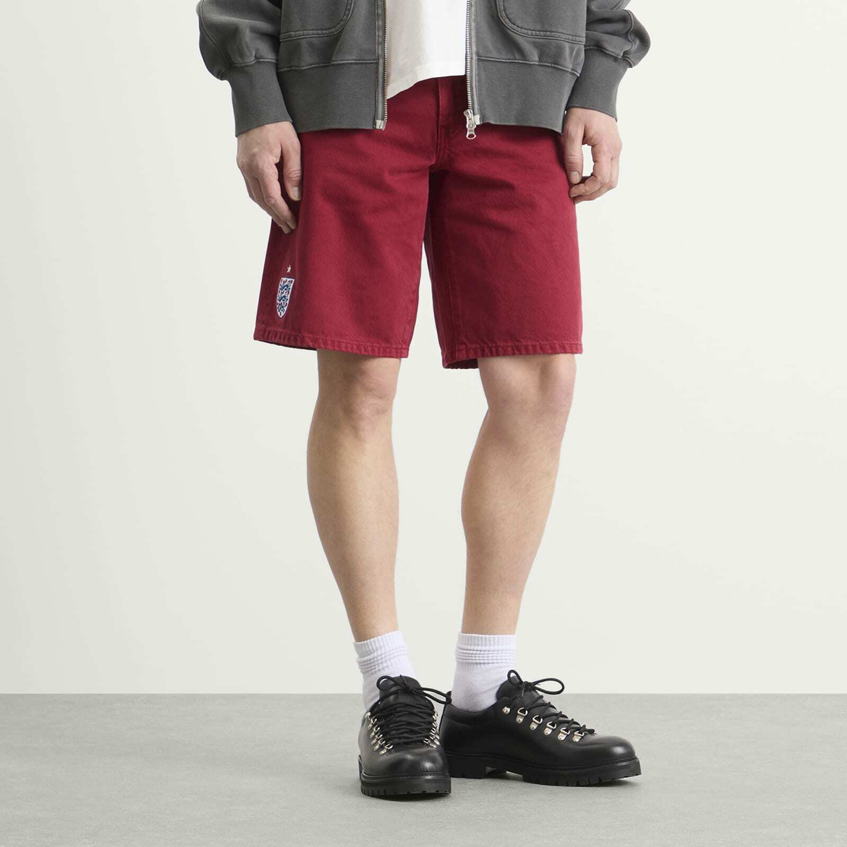 Levi's Men's England 478 Baggy Shorts in Red