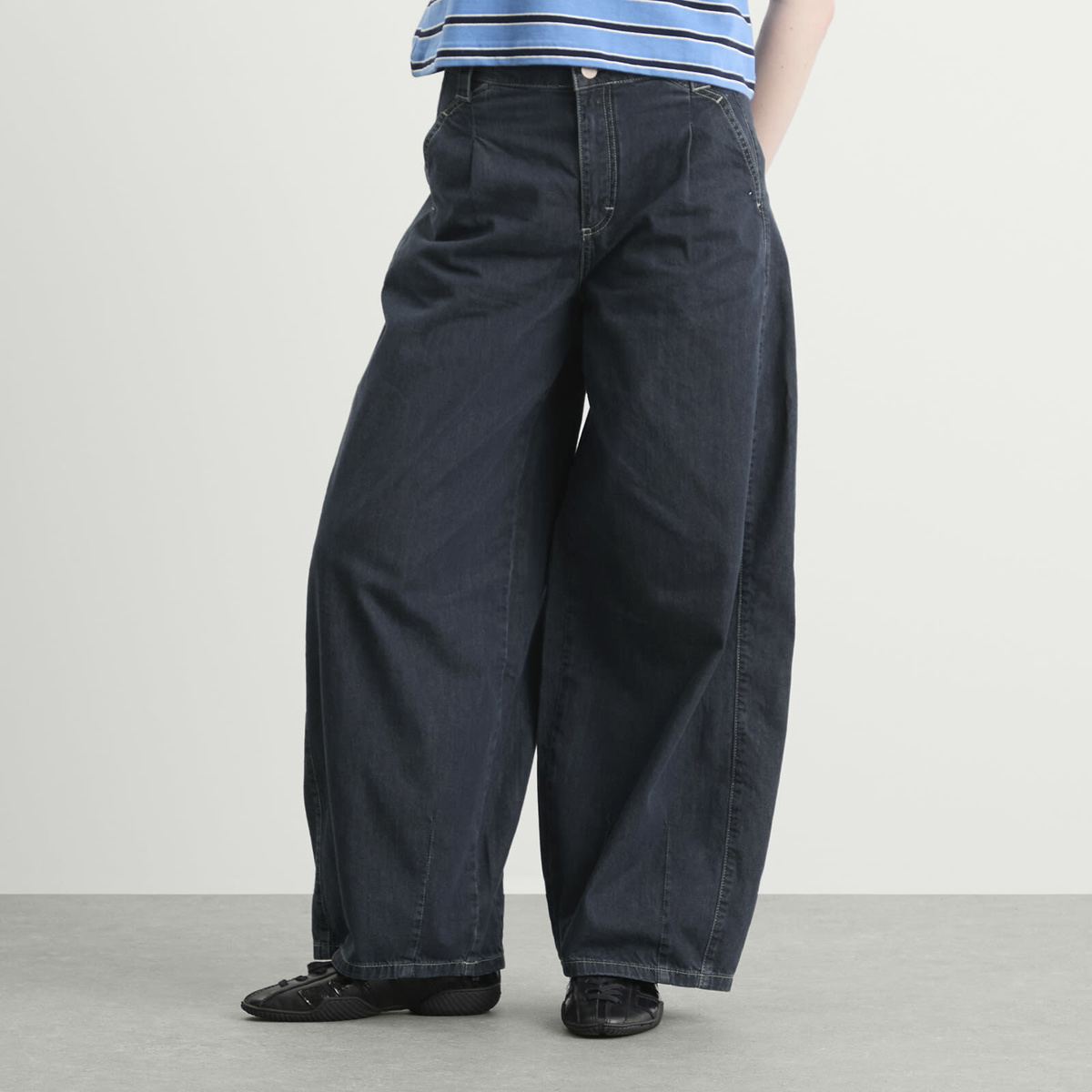 Damson Madder Women's Erika Jeans in Blue