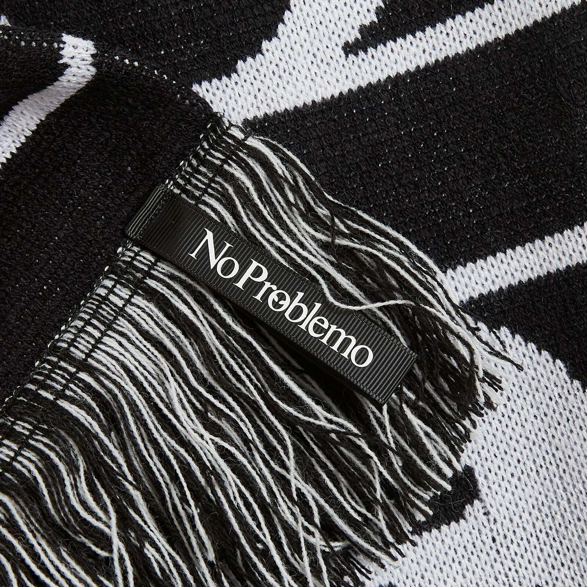 No Problemo Men's Stripe Logo Scarf in Black 