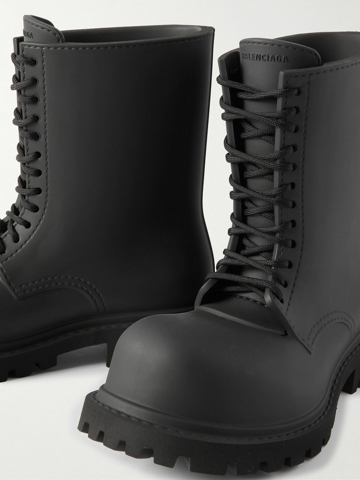 Strike leather boots Balenciaga Black size 405 IT in Leather  24969636
