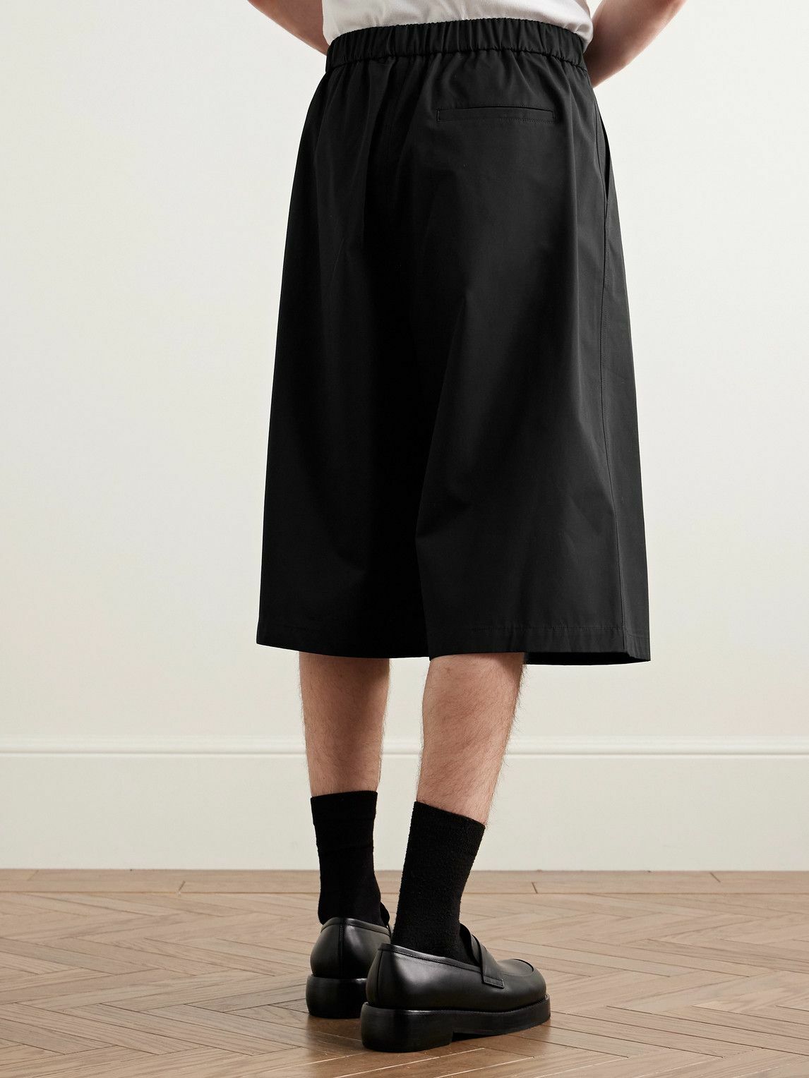 Amomento - Wide-Leg Pleated Cotton-Poplin Shorts - Black