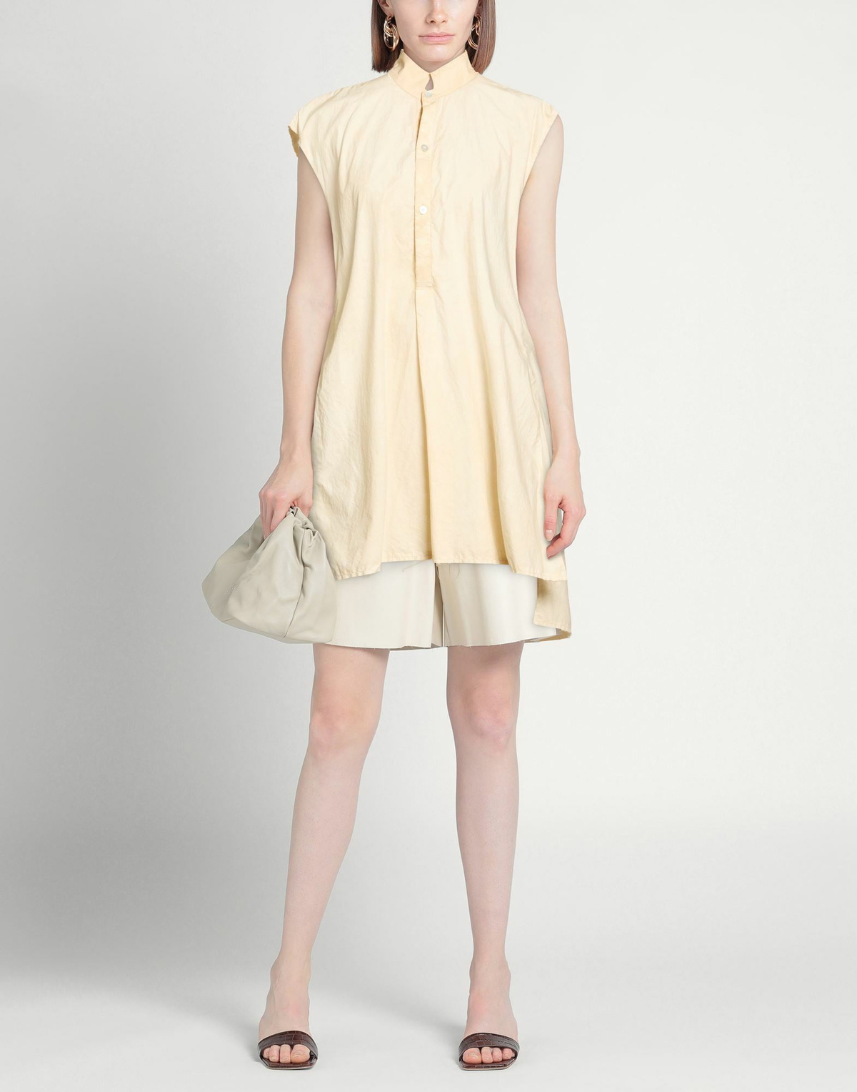 Quira Womens Top Apricot