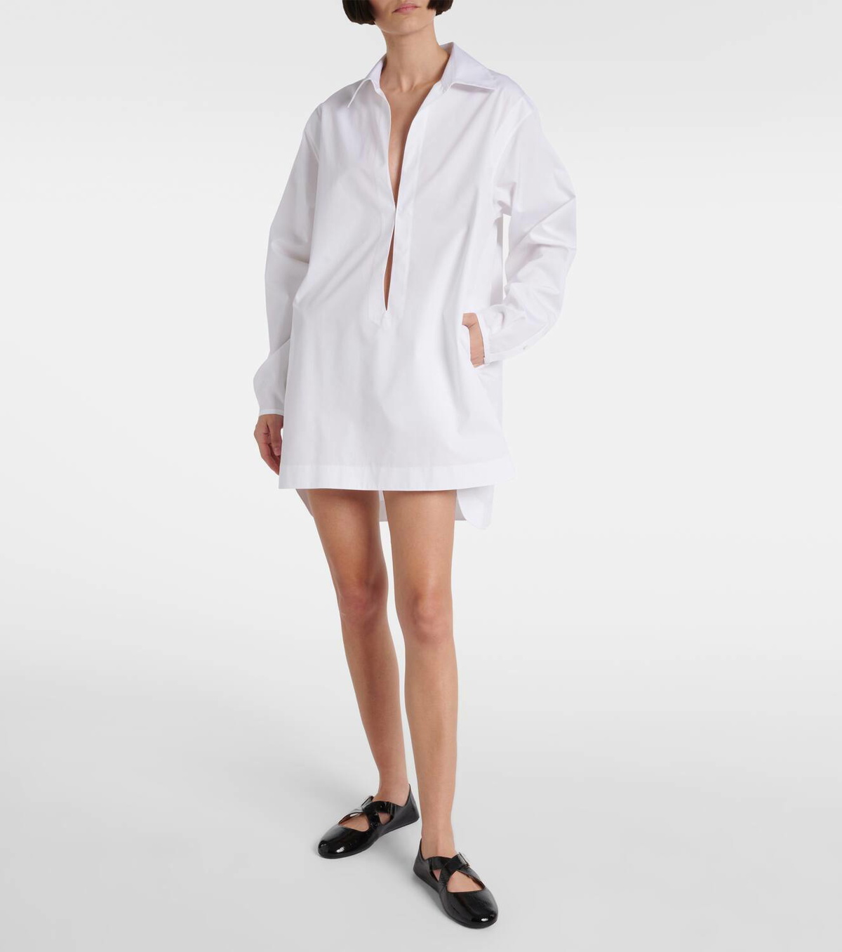 Alaïa Criss Cross patent leather ballet flats