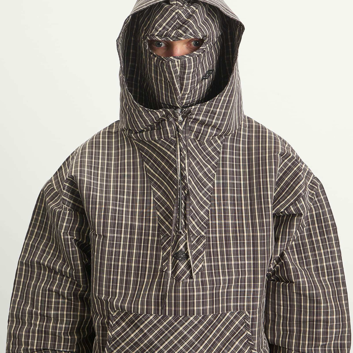 Umbro by Slam Jam Men's Checked Masked Anorak in Beige/Dark Brown
