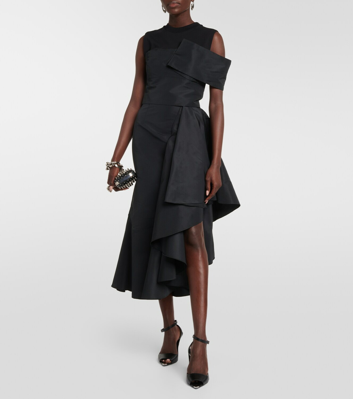 スカート ALEXANDER MCQUEEN ASYMMETRICAL WOOL TWILL SKIRT Alexander McQueen Asymmetric Mini Skirt | Black | FARFETCH